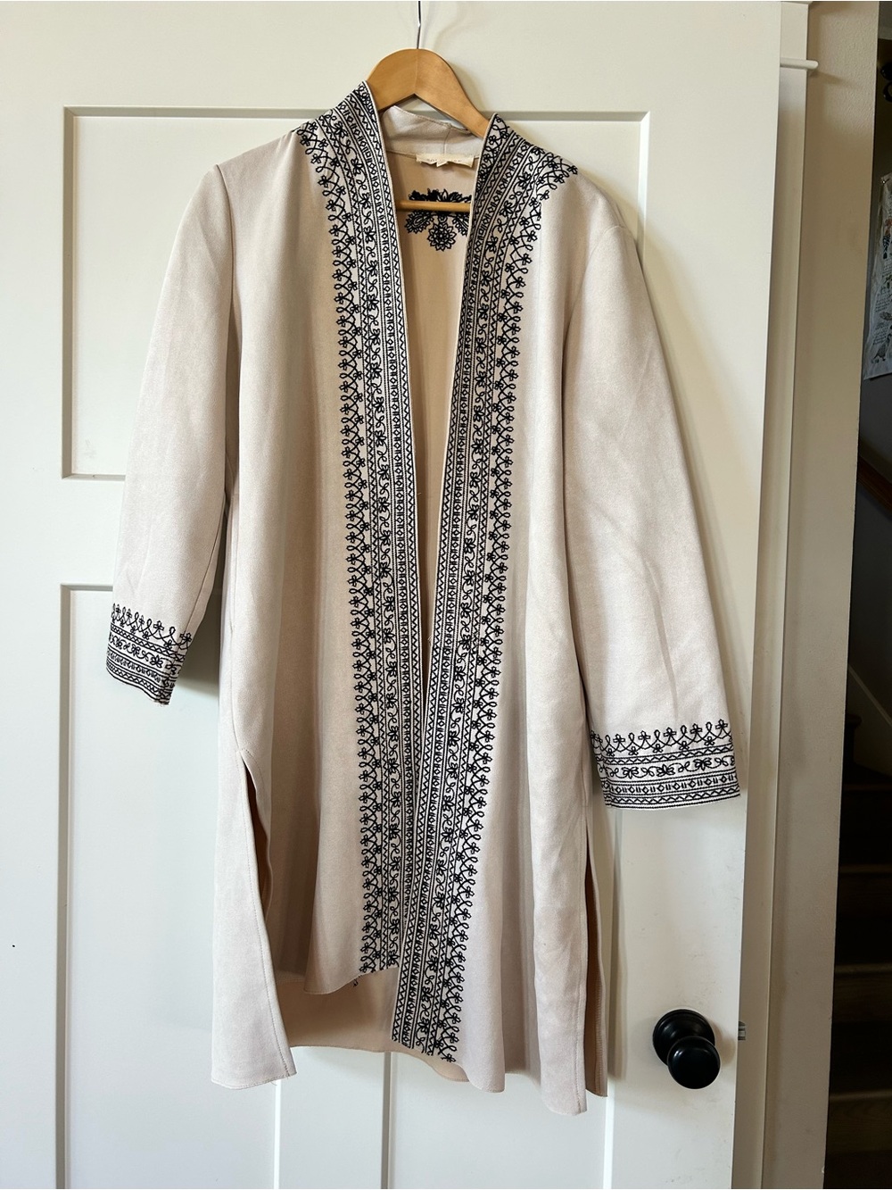 Solitaire Cream Open-Front Coat with Black Embroidery
